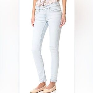 Levi's Women's Light Blue Jeans